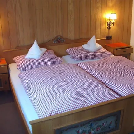 Haus Seidenweber Guest house 3*