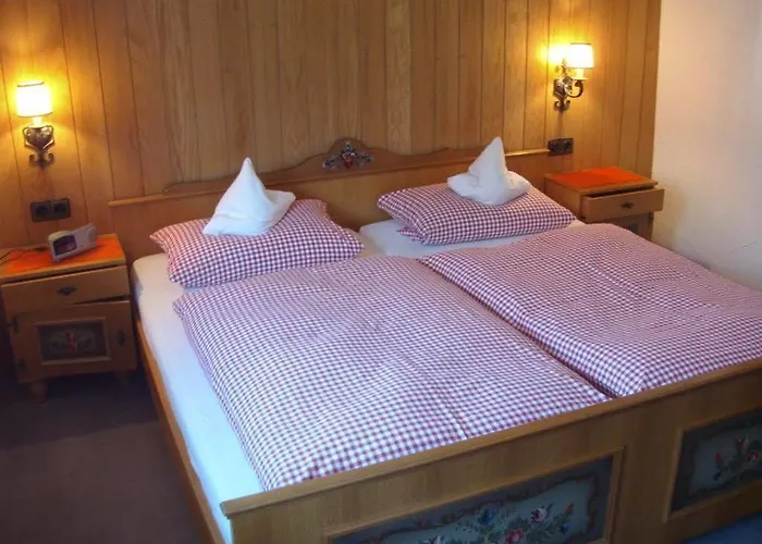 Haus Seidenweber Pensionat 3*